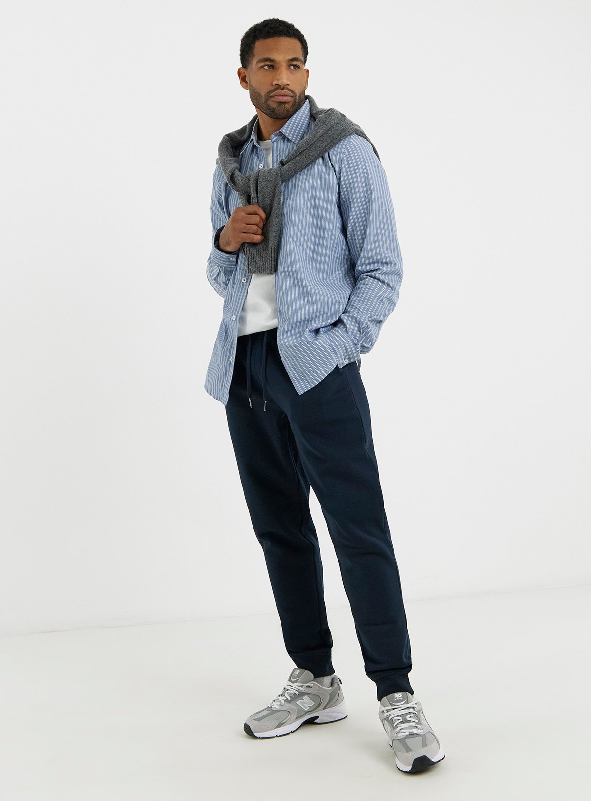 JACAMO 2 Pack Cuffed Jogger 30/32 - Image 2 thumbnail